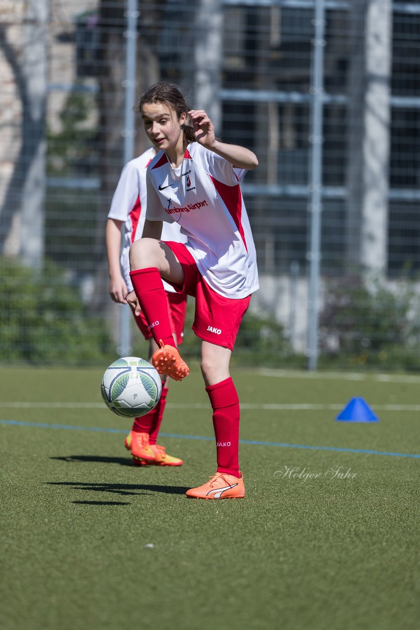 Bild 116 - wCJ Germania Schnelsen - Walddoerfer SV : Ergebnis: 0:6